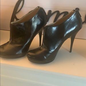 Michael Antonio black high heels